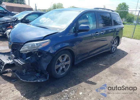 2018 Toyota Sienna Se Premium 8 Passenger из США, поврежденный, VIN 5TDXZ3DC7JS911192